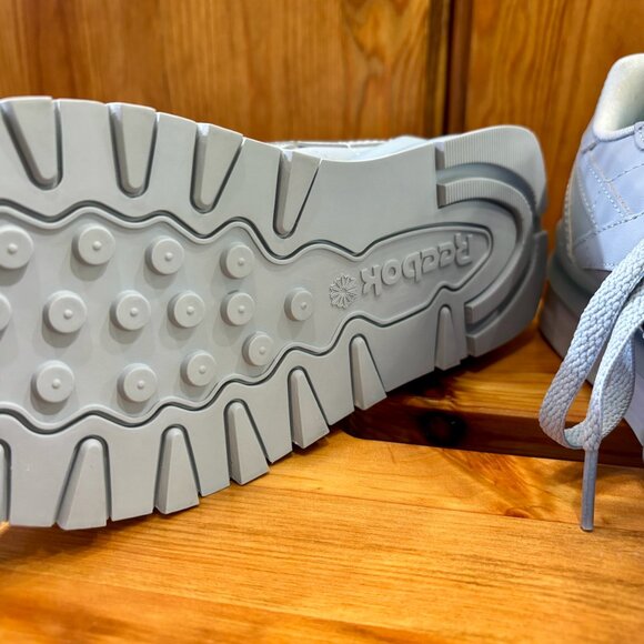 Women's Reebok Classic Leather Shoes - Picture 6 of 7